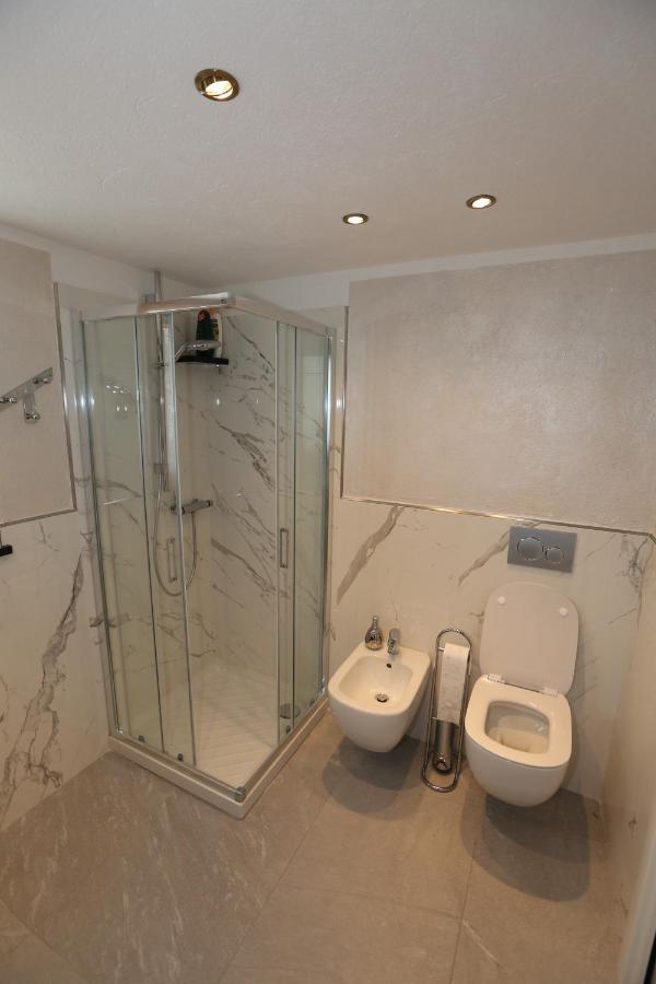 Suite Del Villaggio Sarre Екстер'єр фото